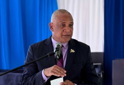 Bananes Bay Development Will Press On, Hilaire Says